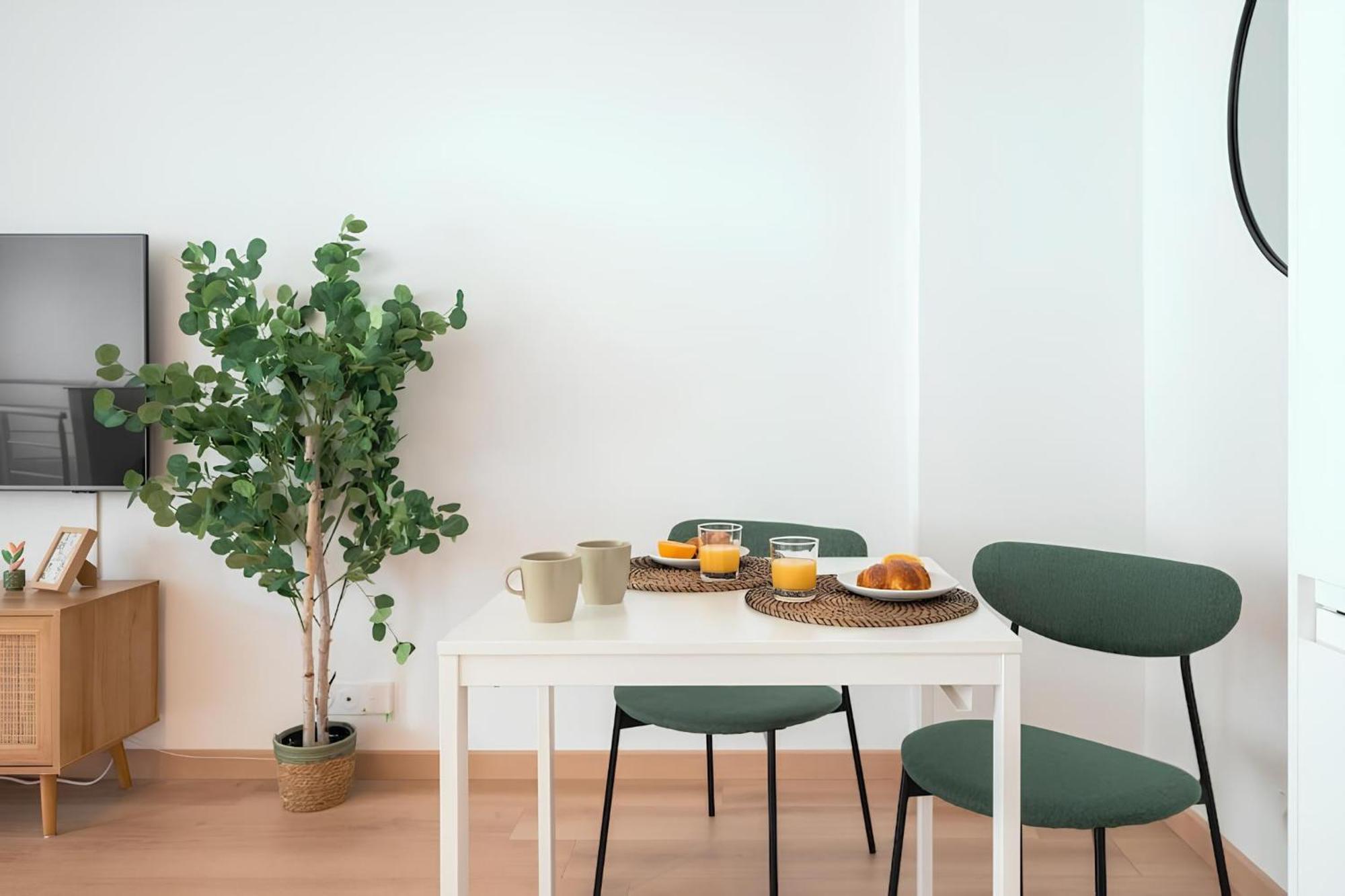 Cozy Appartement Plein Centre, Proche Gare/Plage 멍똥 외부 사진